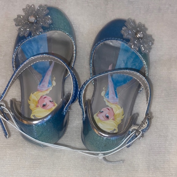 Elsa Blue Glitter Kids Dress Shoes - Picture 6 of 8